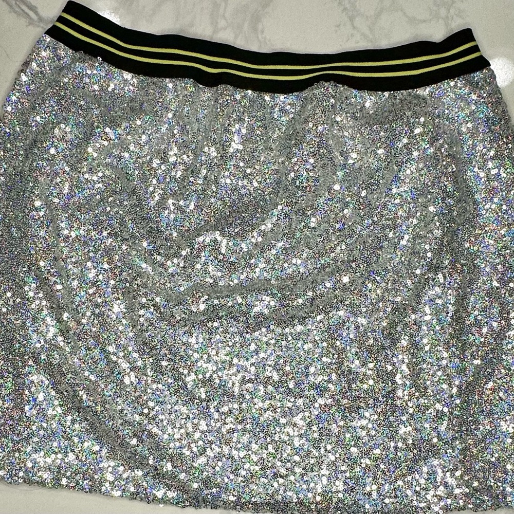 Disney Parks Princess collection sequin mini skirt M - Picture 2 of 3